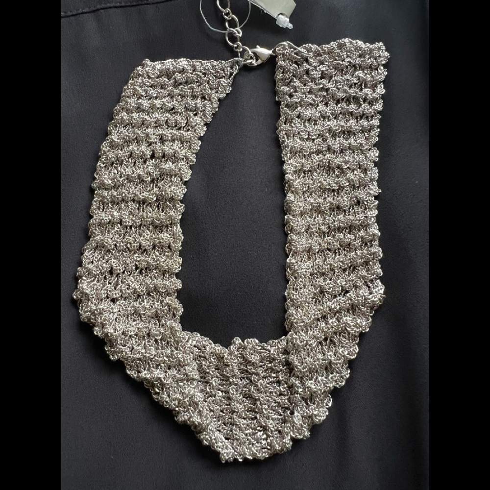 Cache Necklace NWT